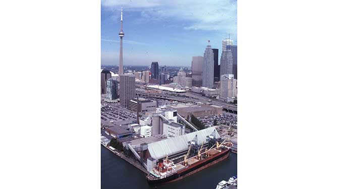 TORONTO 